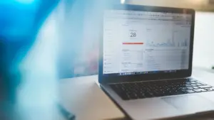 ERP-Schnittstelle zum Online-Shop: Was ein gutes Warenwirtschaftssystem können muss