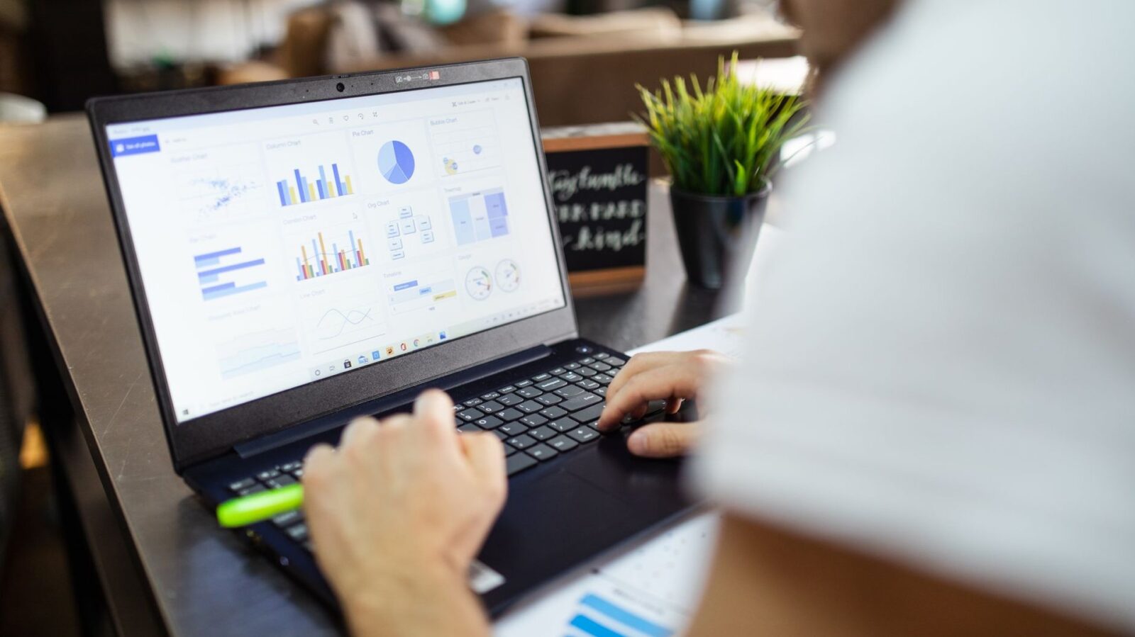ERP-Software mit Mängeln: Welche Rechte Unternehmen bei Kauf, Miete und SaaS haben